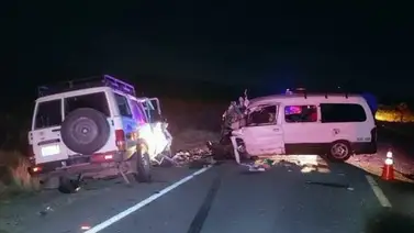 Doce fallecidos en un choque de vehículos en una carretera boliviana Doce fallecidos en un choque de vehículos en una carretera boliviana