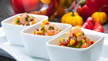 Ceviche de camarones y mango: alquimia de sabores