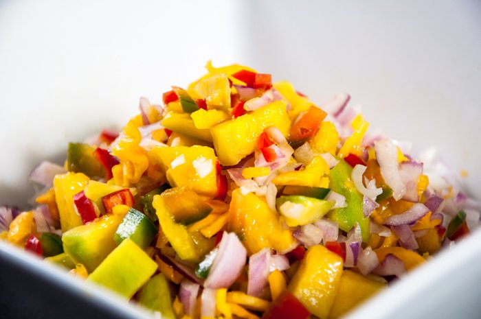 Ceviche de camarones y mango: alquimia de sabores Ceviche de camarones y mango: alquimia de sabores