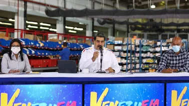 Maduro acusa a Iván Duque de promover la xenofobia contra los venezolanos
