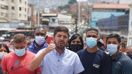 El candidato Andrés Schloeter hace un llamado a los vecinos de Sucre para el simulacro electoral