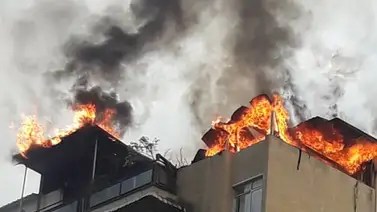 Reportan incendio en la avenida Francisco de Miranda Reportan incendio en la avenida Francisco de Miranda