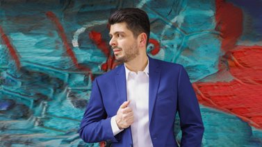 El pianista venezolano Kristhyan Benítez es nominado al Latin Grammy