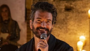 Ricardo Arjona anuncia gira "Blanco y negro" por Norteamérica para 2022