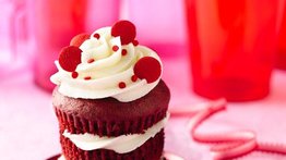 Ponquecitos de red velvet con crema de mantequilla