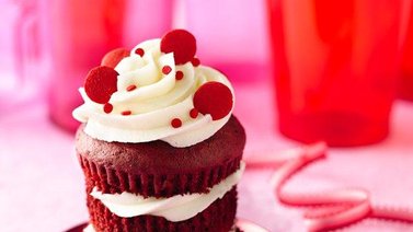 Ponquecitos de red velvet con crema de mantequilla