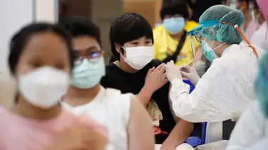 Pfizer prevé el regreso a la "vida normal" en un año gracias a las vacunas Pfizer prevé el regreso a la "vida normal" en un año gracias a las vacunas