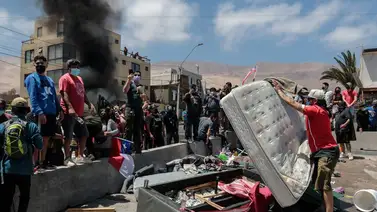 Fiscalía chilena ordena investigar la quema de las carpas y colchones de venezolanos Fiscalía chilena ordena investigar la quema de las carpas y colchones de venezolanos