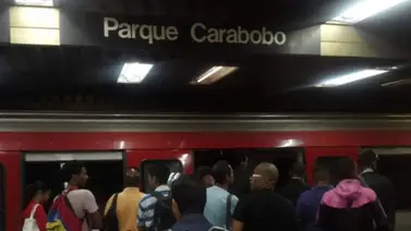 Desalojan la estación Parque Carabobo por explosión en un vagón Desalojan la estación Parque Carabobo por explosión en un vagón