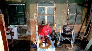 Servicio Publico: Ayudemos al abuelo Benito Leal