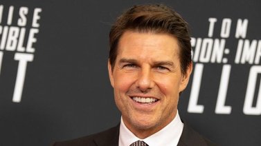 Tom Cruise da un vistazo a vuelo privado de SpaceX