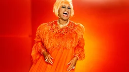 Barbie rinde homenaje a la cantante Celia Cruz y la activista Julia Álvarez (+Fotos)