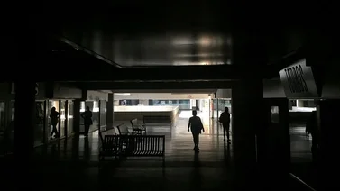 Varias zonas de Caracas registran nueva jornada de interrupciones eléctricas