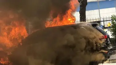 Reportan incendio de una camioneta en Naguanagua Reportan incendio de una camioneta en Naguanagua