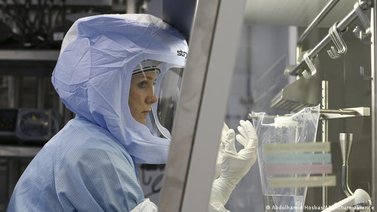 OMS duda que una alta vacunación detenga la pandemia