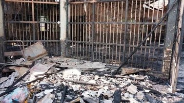 Fuerte incendio en una prisión de Indonesia provoca más de 40 muertos