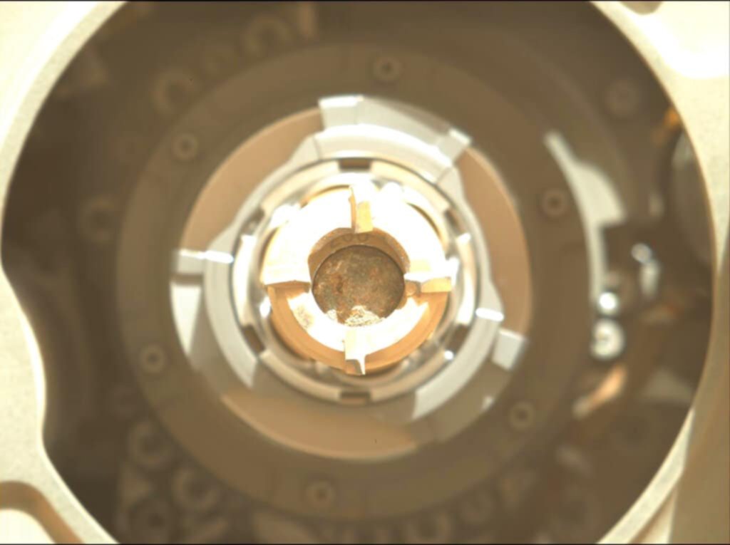 Sonda de la NASA habría recolectado muestra de roca de Marte (+Foto) Sonda de la NASA habría recolectado muestra de roca de Marte (+Foto)