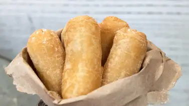 Tequeños con queso intervenidos con guayaba Tequeños con queso intervenidos con guayaba