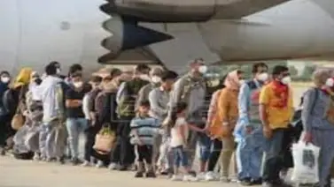 Llega a España un segundo avión estadounidense con 400 refugiados afganos Llega a España un segundo avión estadounidense con 400 refugiados afganos