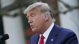 Trump critica decisión de Biden por "pausar" uso de la vacuna Johnson & Johnson