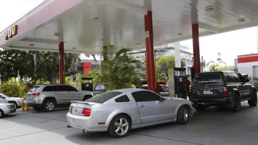 Exalcalde de Táchira reclama por gasolina en estación de servicio (+video) Exalcalde de Táchira reclama por gasolina en estación de servicio (+video)