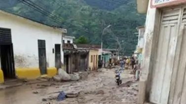 Fuertes lluvias en el estado Mérida dejan 13 fallecidos (+Video) Fuertes lluvias en el estado Mérida dejan 13 fallecidos (+Video)