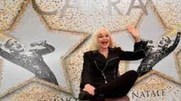 Uruguay celebra la nostalgia a puro Raffaella Carrá