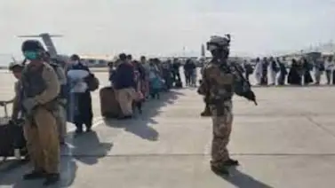 Rumanía completa la evacuación de sus ciudadanos en Afganistán Rumanía completa la evacuación de sus ciudadanos en Afganistán