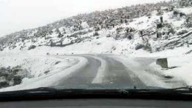 Una espectacular nevada ocurrió en picos de Mérida