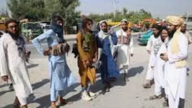 Facebook prohíbe el contenido que apoya a los talibanes Facebook prohíbe el contenido que apoya a los talibanes