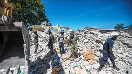 Cifra de muertos por el terremoto en Haití se eleva a 1.419