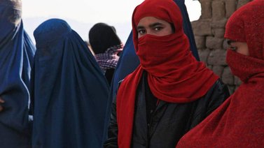 Chile ofrece ayuda para evacuar a mujeres afganas
