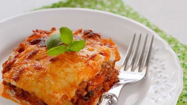 Lasaña de calabacín y carne, apta para celíacos