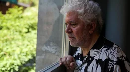 Instagram se disculpa por borrar poster de film de Almodóvar (+Foto)