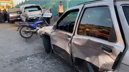 Un conductor impacta contra cuatro vehículos en Maiquetía tras quedarse dormido