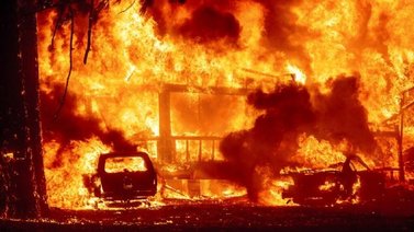 Al menos ocho personas desaparecidas por grandes incendio en California