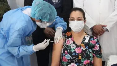 Chile aplicará tercera dosis de vacuna contra el COVID-19 Chile aplicará tercera dosis de vacuna contra el COVID-19