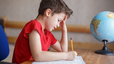 Especialistas sugieren "recrear" a los niños en vacaciones