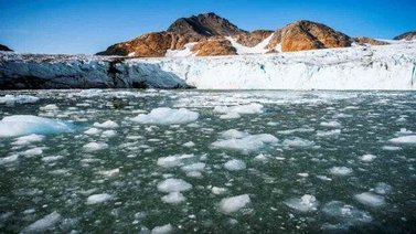 Ola de calor provoca deshielo "masivo" en Groenlandia