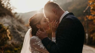 Conoce la edad perfecta para casarse según la ciencia