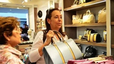 Fiao en dólares le "da vida" a los negocios venezolanos