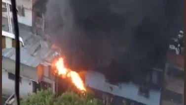 Reportan incendio en dos casas de los Jardines de El Valle