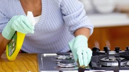 Cómo limpiar las hornillas de la cocina