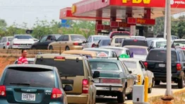 Conductores denuncian irregularidades en el despacho de gasolina