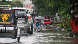Más de 72.000 desplazados por las inundaciones en el oeste de Filipinas