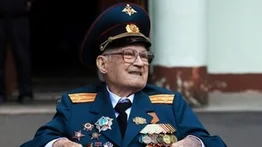 Veterano ruso de la Segunda Guerra Mundial de 102 años supera el coronavirus