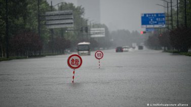 El papa lamenta las "devastadoras" inundaciones en el centro de China