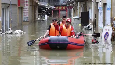 Fuertes inundaciones se han presentado en China Fuertes inundaciones se han presentado en China