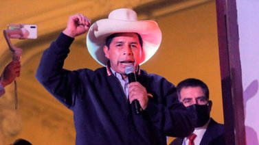 EEUU declara estar "deseoso" de trabajar con Pedro Castillo