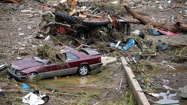 Merkel afirma estar "conmocionada" por las inundaciones en Alemania